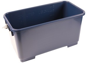 Seau plastique bleu fonc&eacute; pour vitres 22 lt