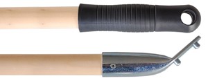 Manche bois avec trou +  fixe-manche m&eacute;tallique CH pench&eacute; (bois FSC)